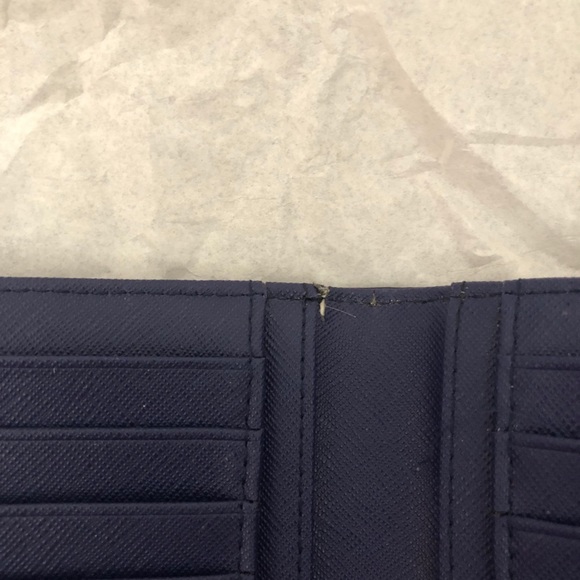 ‼️SOLD ON Ⓜ️‼️Kate Spade Wallet - Picture 5 of 5